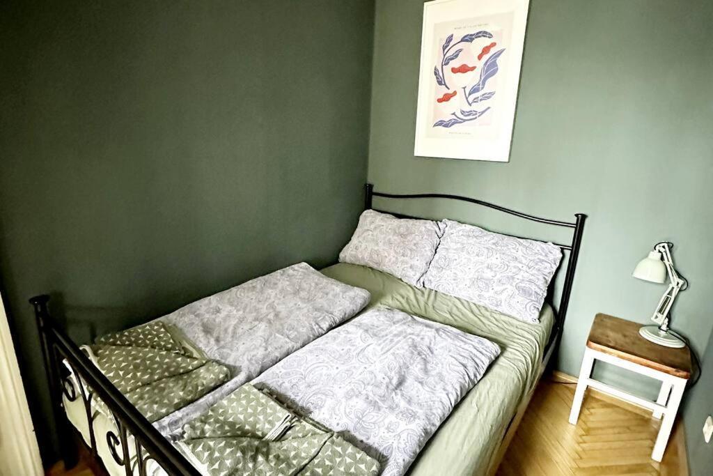 Ruhige & Grosse Altbauwohnung 7Min Zum Zentrum Виена Екстериор снимка